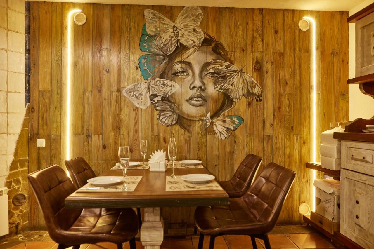 Zdybanka Hotel Sumy Bagian luar foto