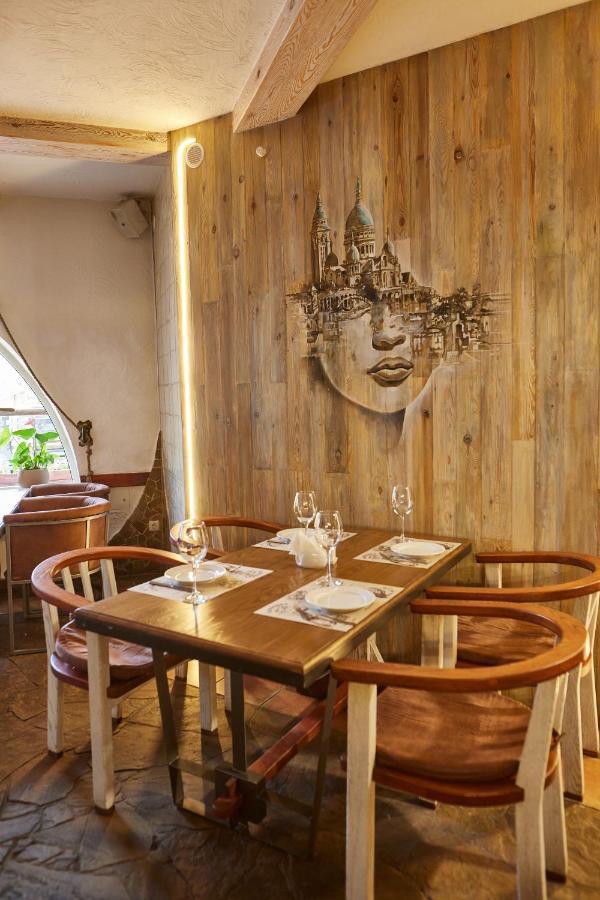 Zdybanka Hotel Sumy Bagian luar foto