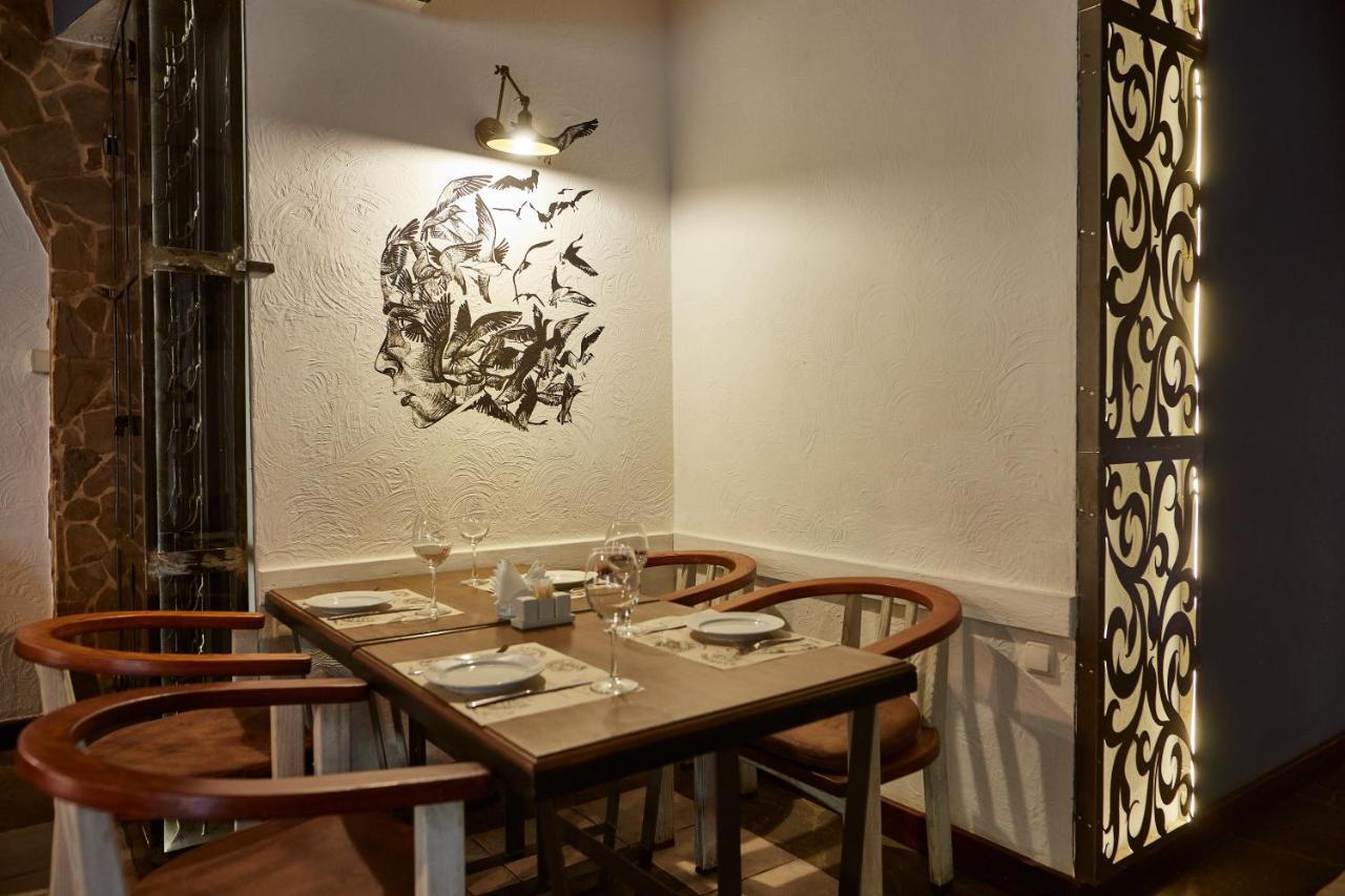 Zdybanka Hotel Sumy Bagian luar foto